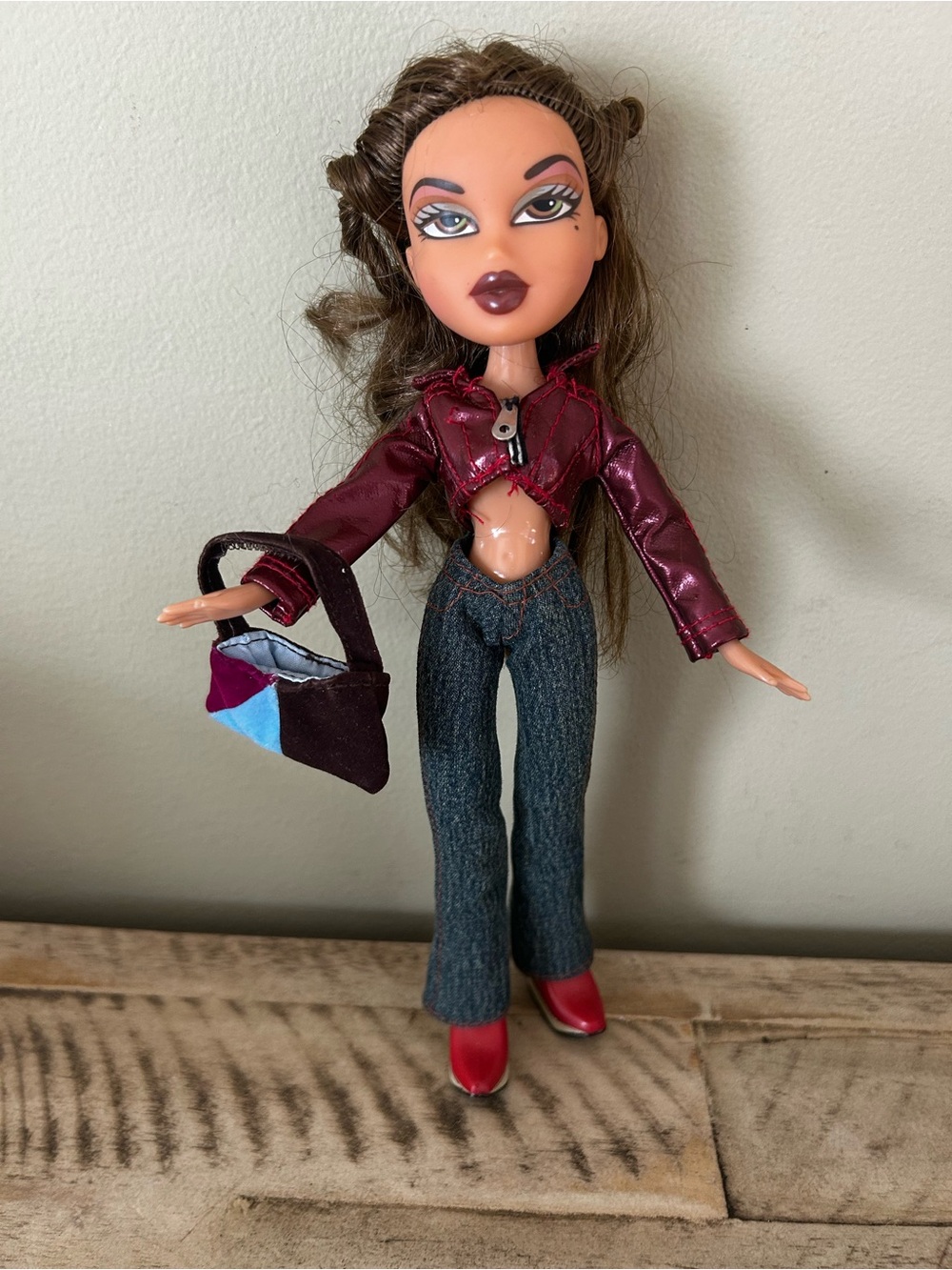 Vintage Bratz Yasmin Doll with Metallic Jacket, Jeans, Shoes & Purse